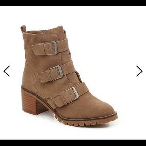 Crown Vintage Booties size 8